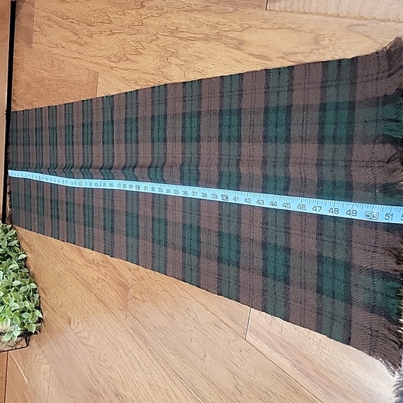 Vintage Marshall Field & Co. Zephlon Wintuck Plaid Scarf - Picture 7 of 9